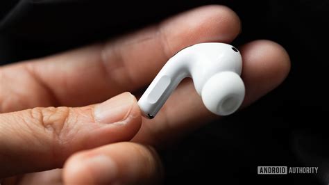 how to skip music on airpods pro and the science behind wireless audio transmission